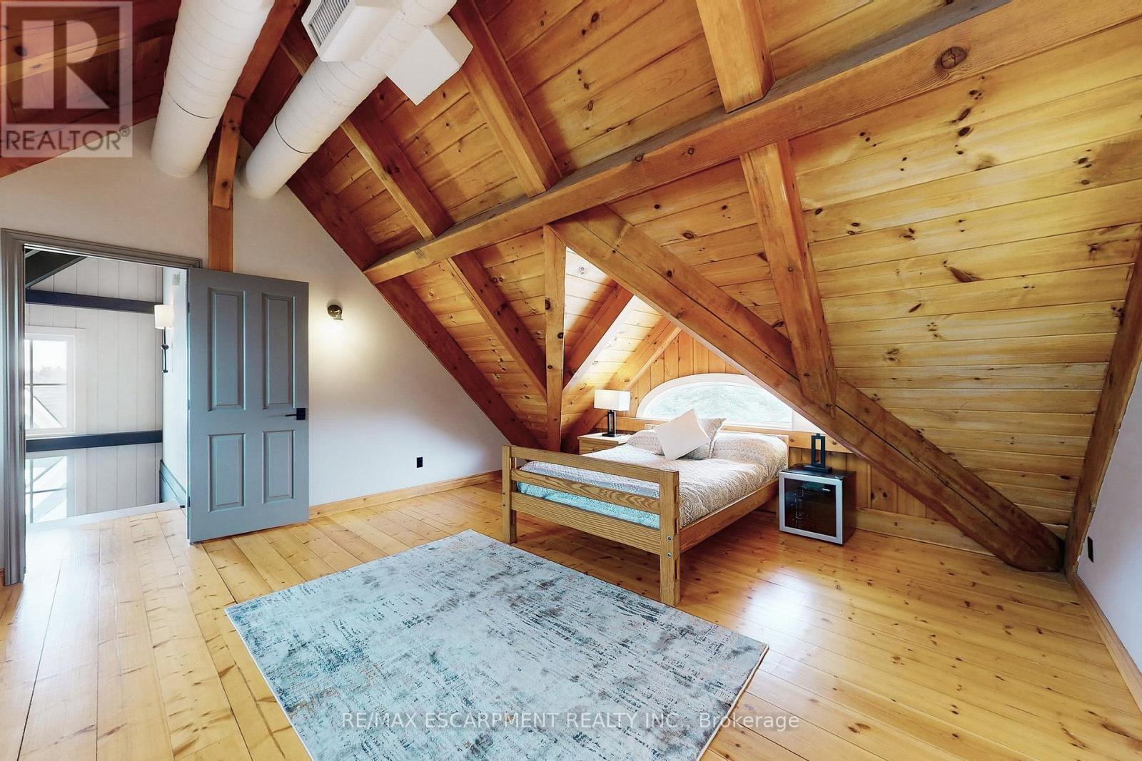 485 Concession 5 Road E, Hamilton, ON - Indoor