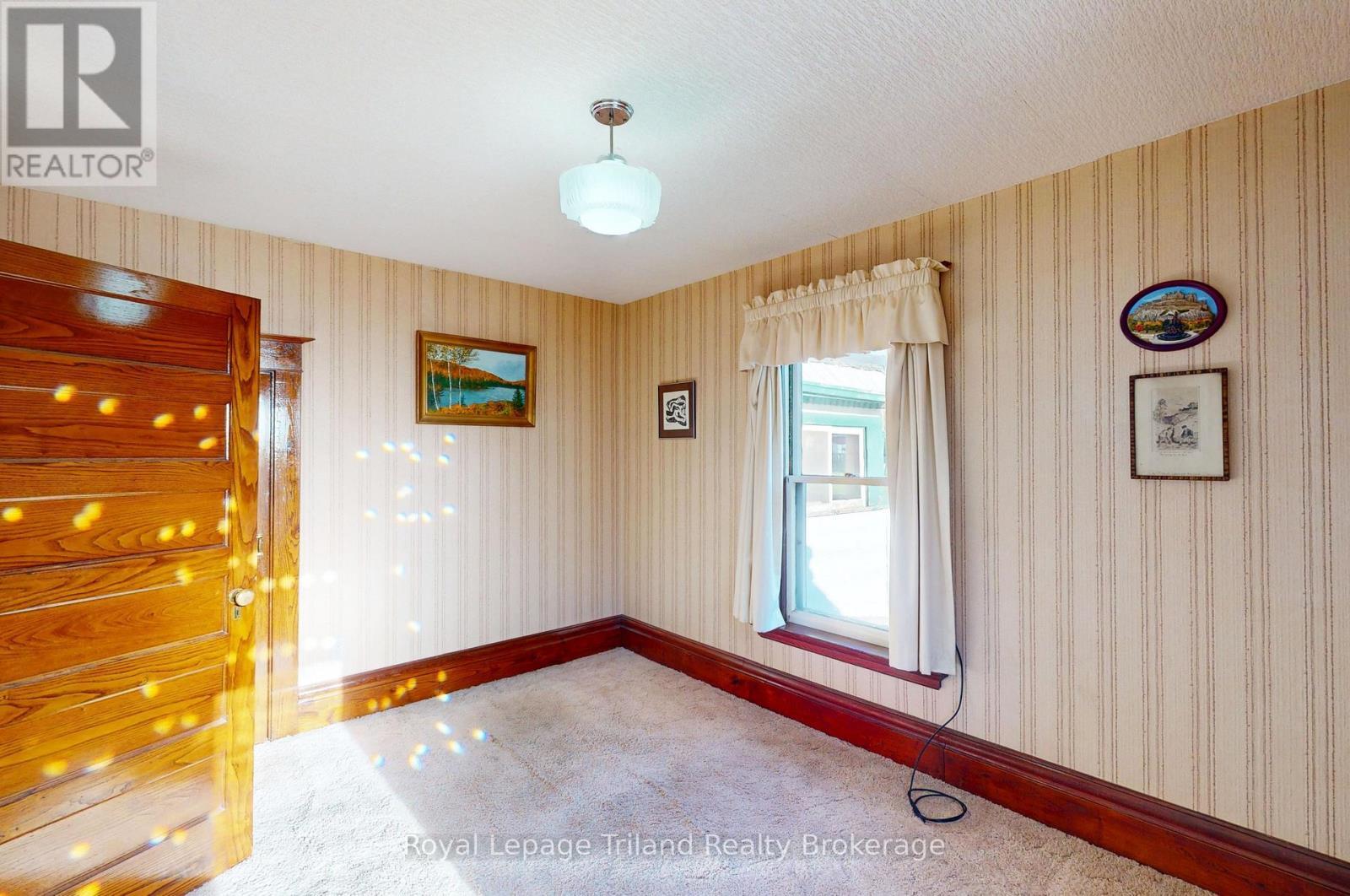 144 Huron Street, Zorra (Embro), ON - Indoor Photo Showing Other Room