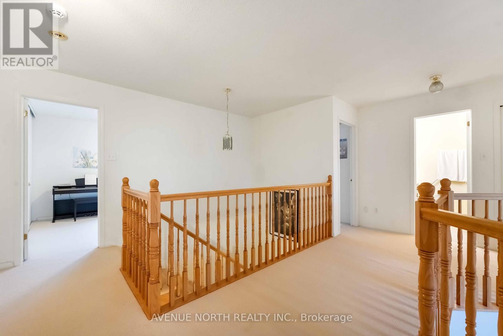 23 Hearthstone Place, Ottawa, ON - Indoor Photo Showing Other Room