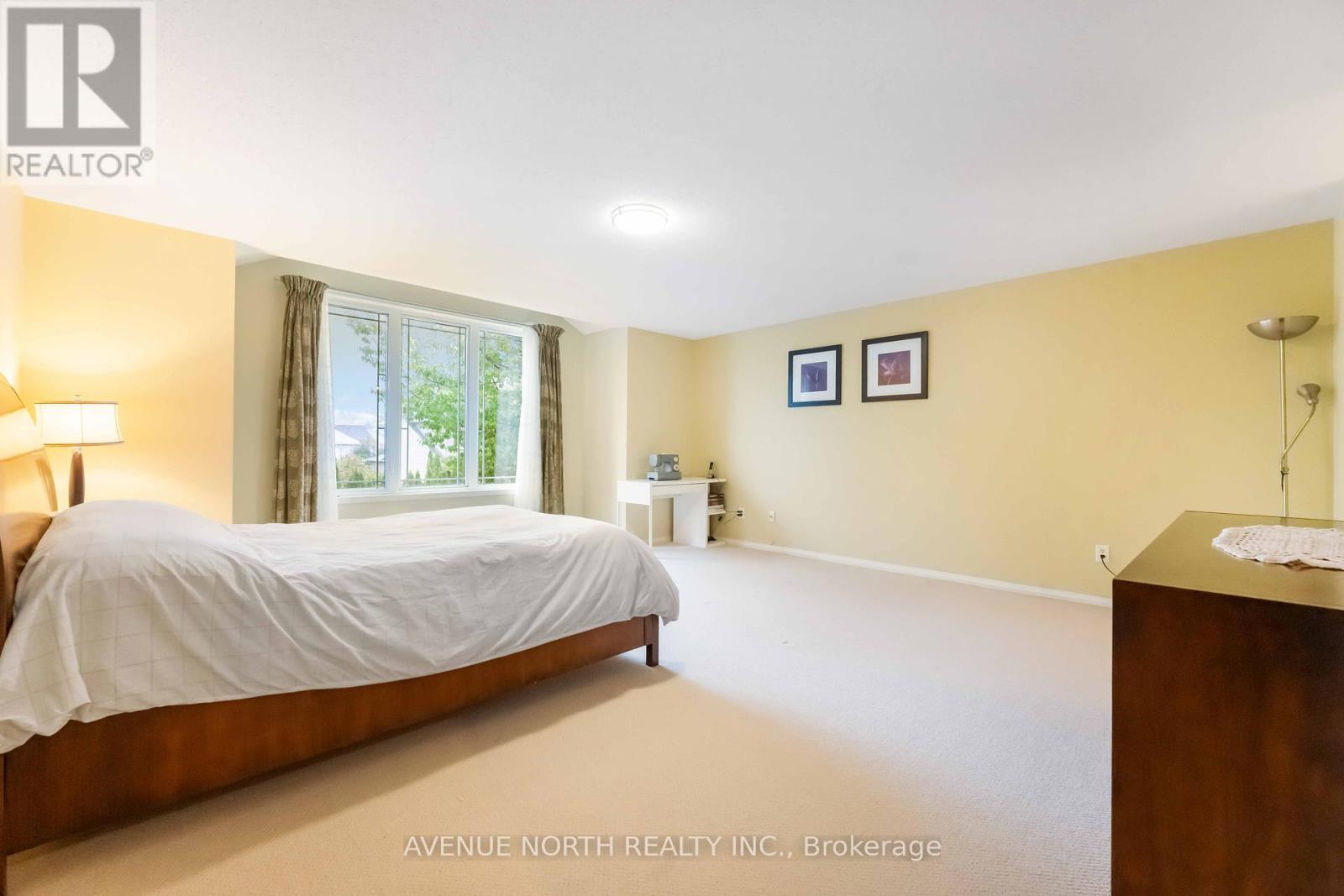 23 Hearthstone Place, Ottawa, ON - Indoor Photo Showing Bedroom