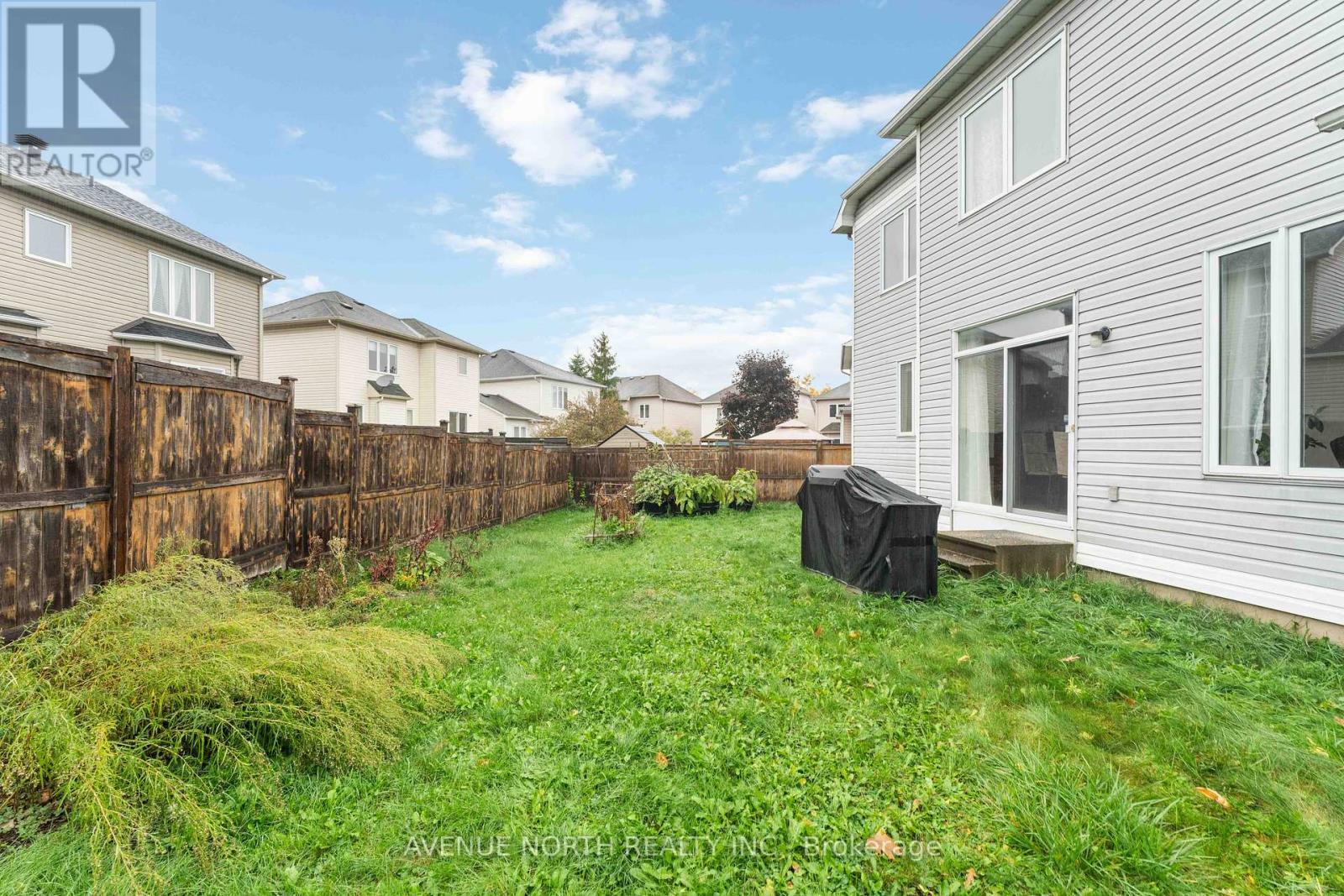 23 Hearthstone Place, Ottawa, ON - Outdoor With Exterior