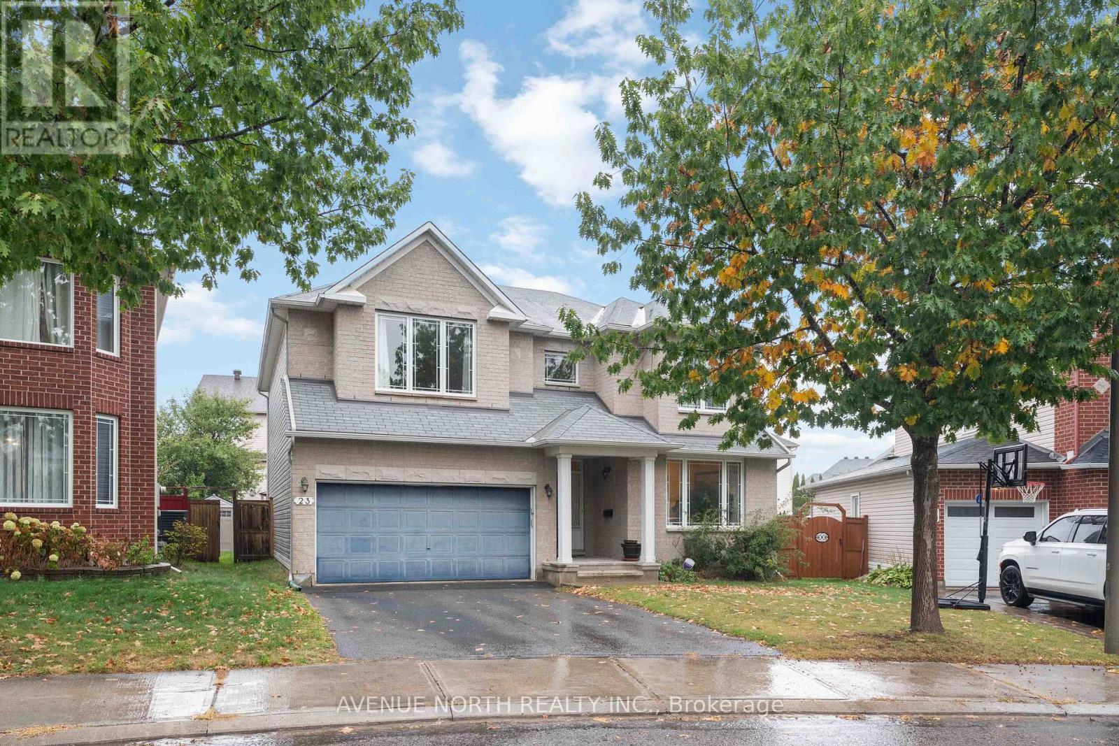 23 Hearthstone Place, Ottawa, ON - Outdoor With Facade