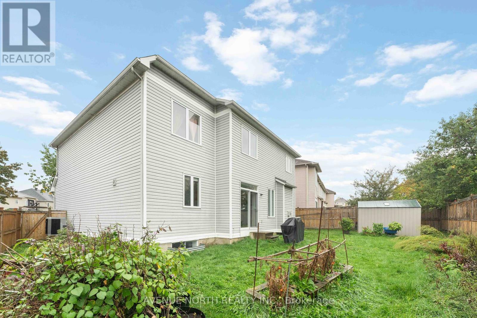 23 Hearthstone Place, Ottawa, ON - Outdoor