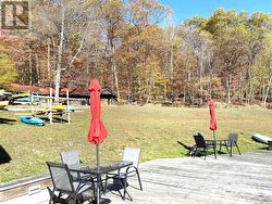 Sitting areas along the docks. -