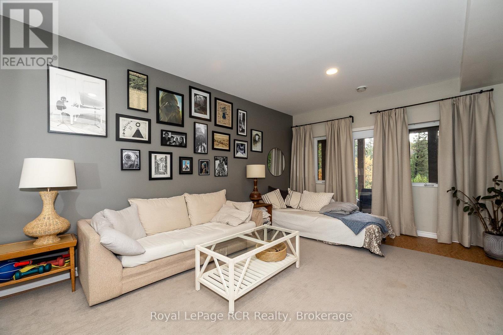 360458 Road 160, Grey Highlands, ON - Indoor Photo Showing Other Room