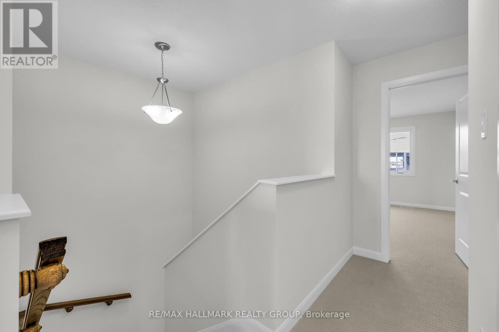 2526 Esprit Drive, Ottawa, ON - Indoor Photo Showing Other Room