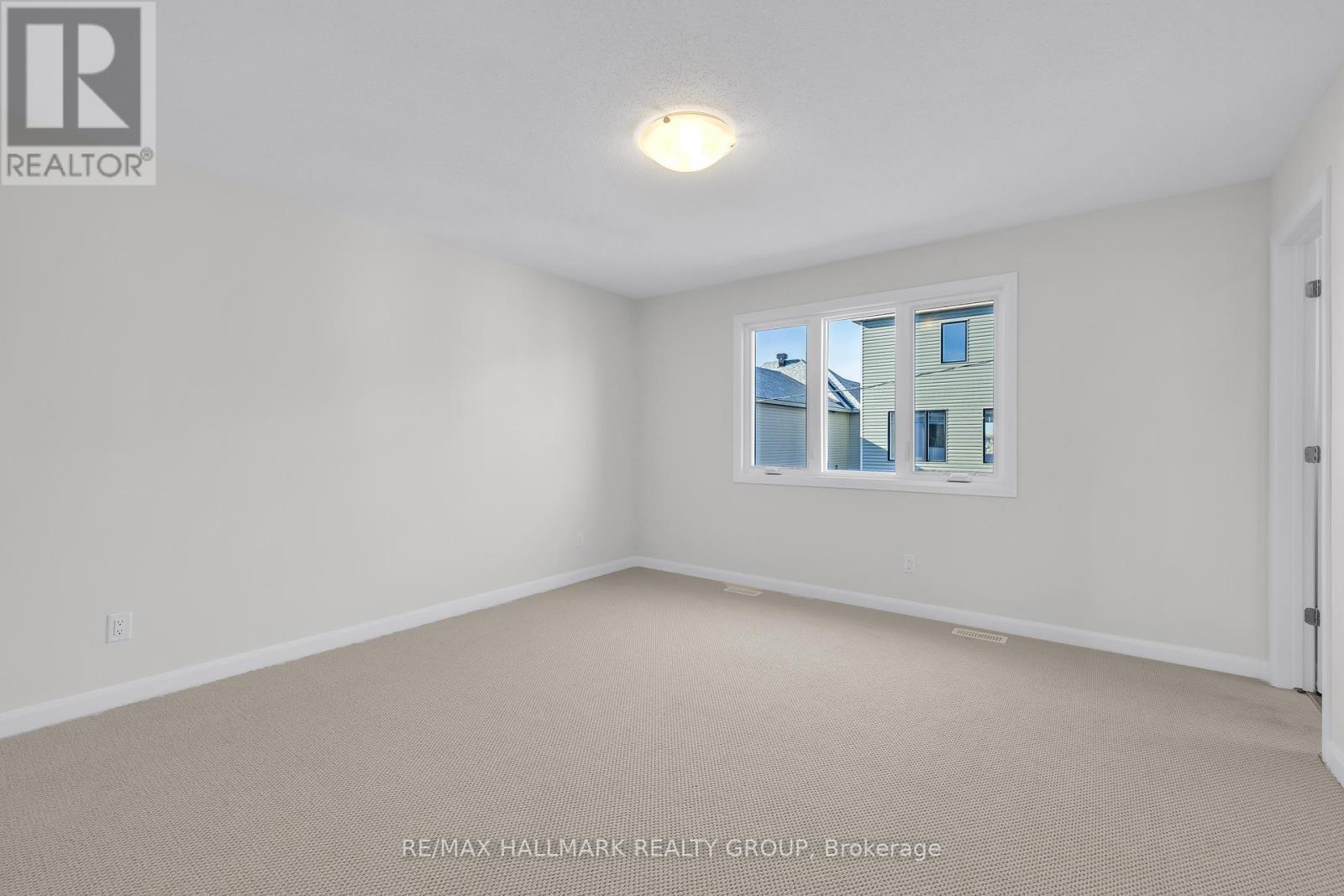 2526 Esprit Drive, Ottawa, ON - Indoor Photo Showing Other Room