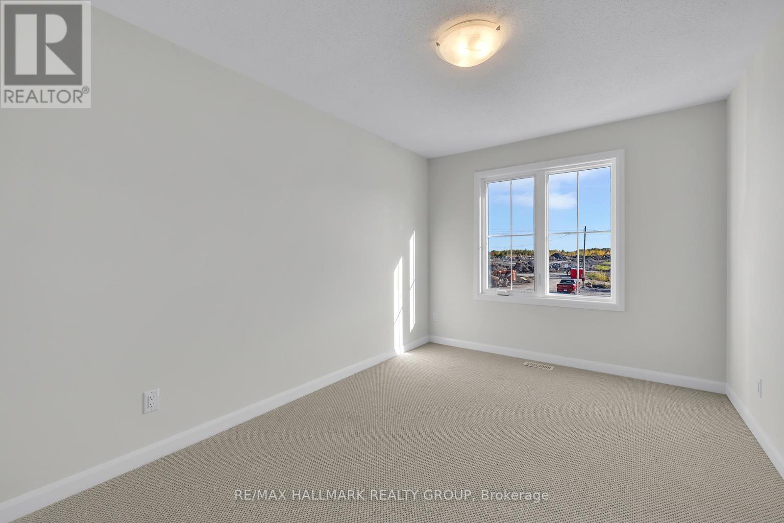 2526 Esprit Drive, Ottawa, ON - Indoor Photo Showing Other Room