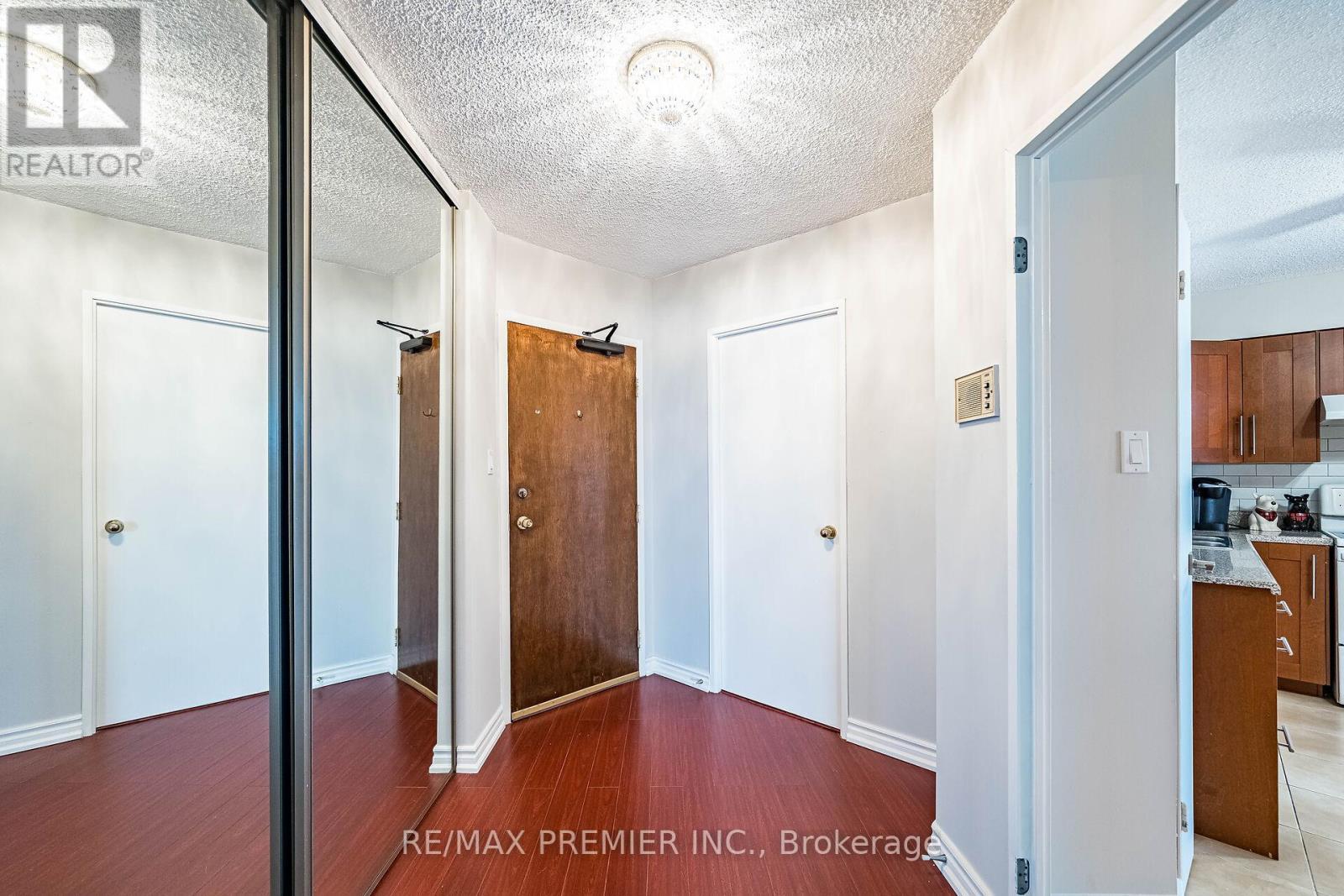 2308 - 75 Graydon Hall Drive, Toronto, ON - Indoor Photo Showing Other Room