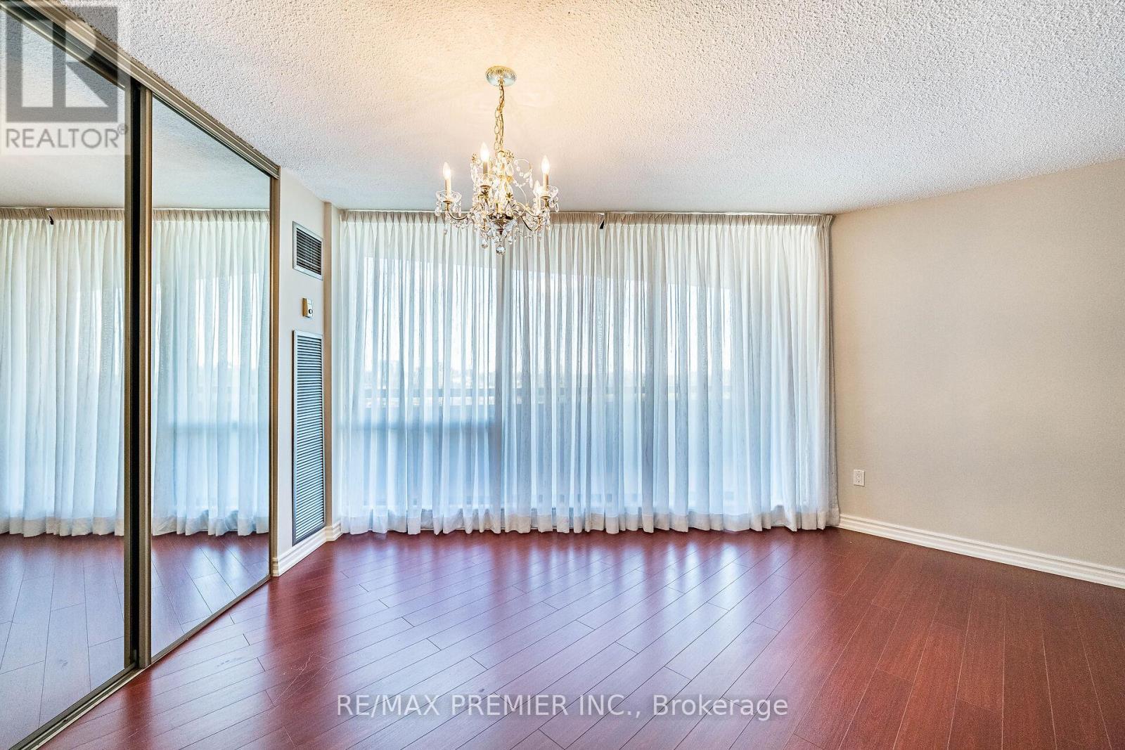 2308 - 75 Graydon Hall Drive, Toronto, ON - Indoor Photo Showing Other Room