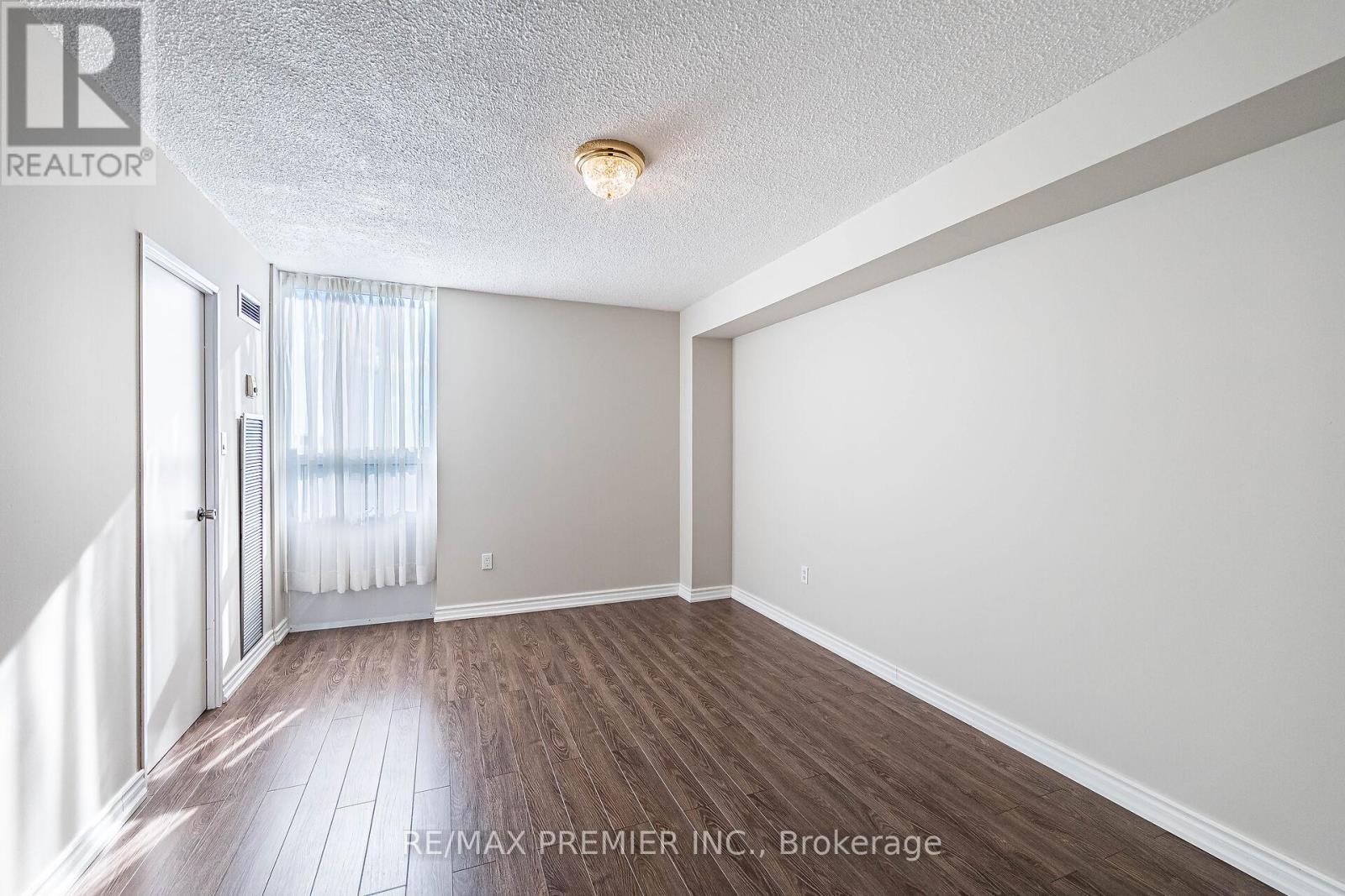 2308 - 75 Graydon Hall Drive, Toronto, ON - Indoor Photo Showing Other Room