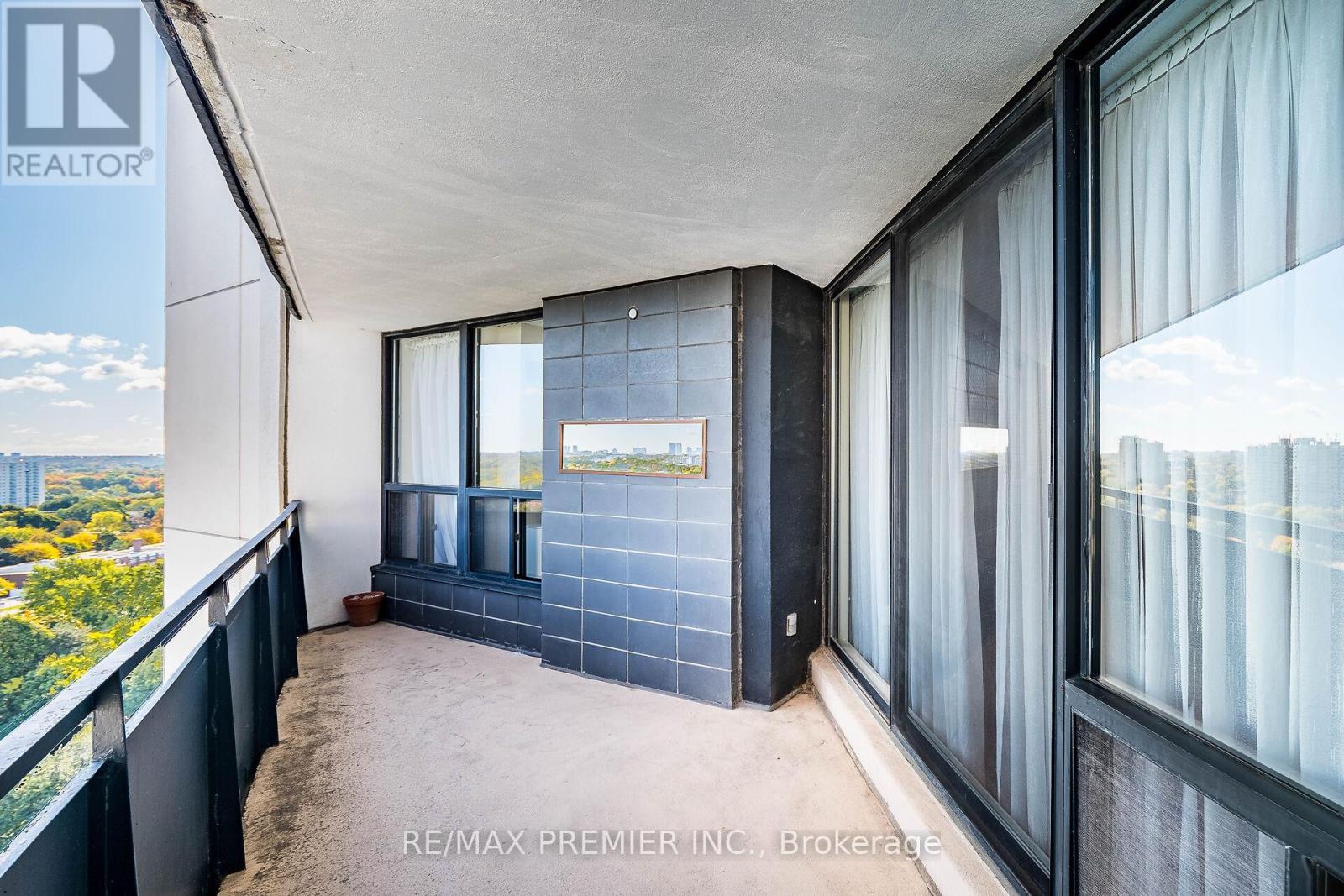 2308 - 75 Graydon Hall Drive, Toronto, ON - Outdoor With Balcony With Exterior