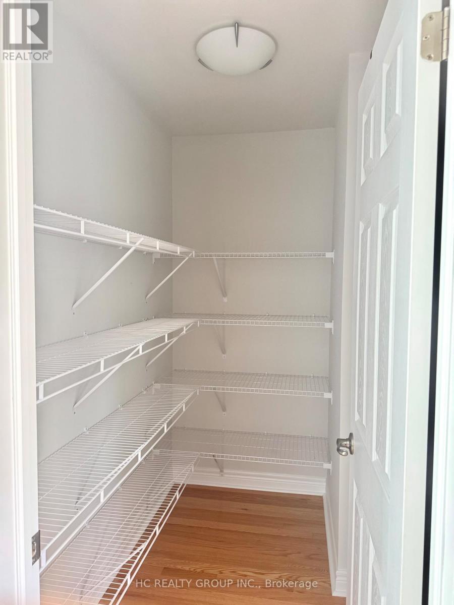 112 Robert Eaton Avenue W, Markham, ON - Indoor With Storage