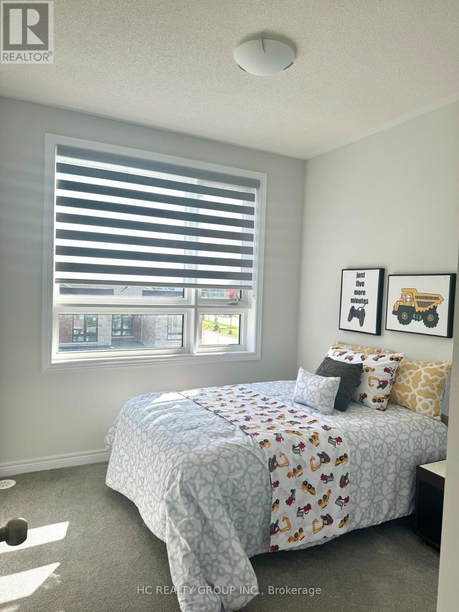112 Robert Eaton Avenue W, Markham, ON - Indoor Photo Showing Bedroom