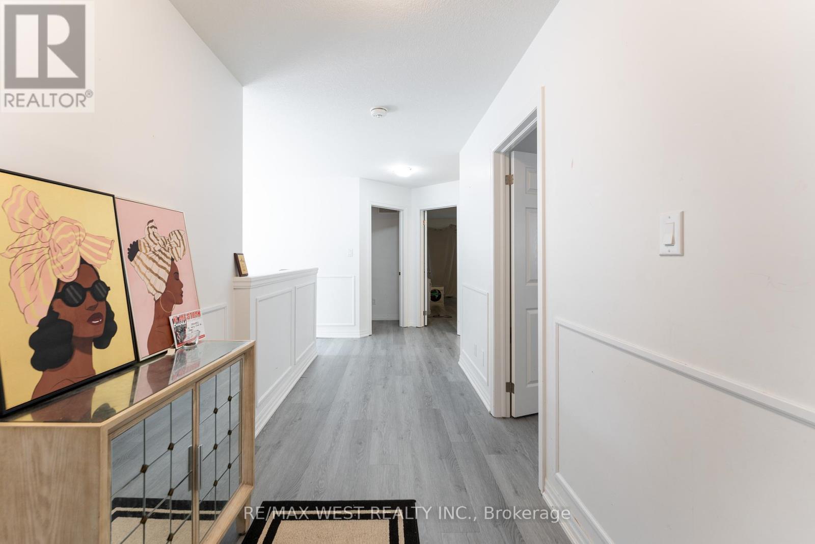 301 Freure Drive, Cambridge, ON - Indoor Photo Showing Other Room