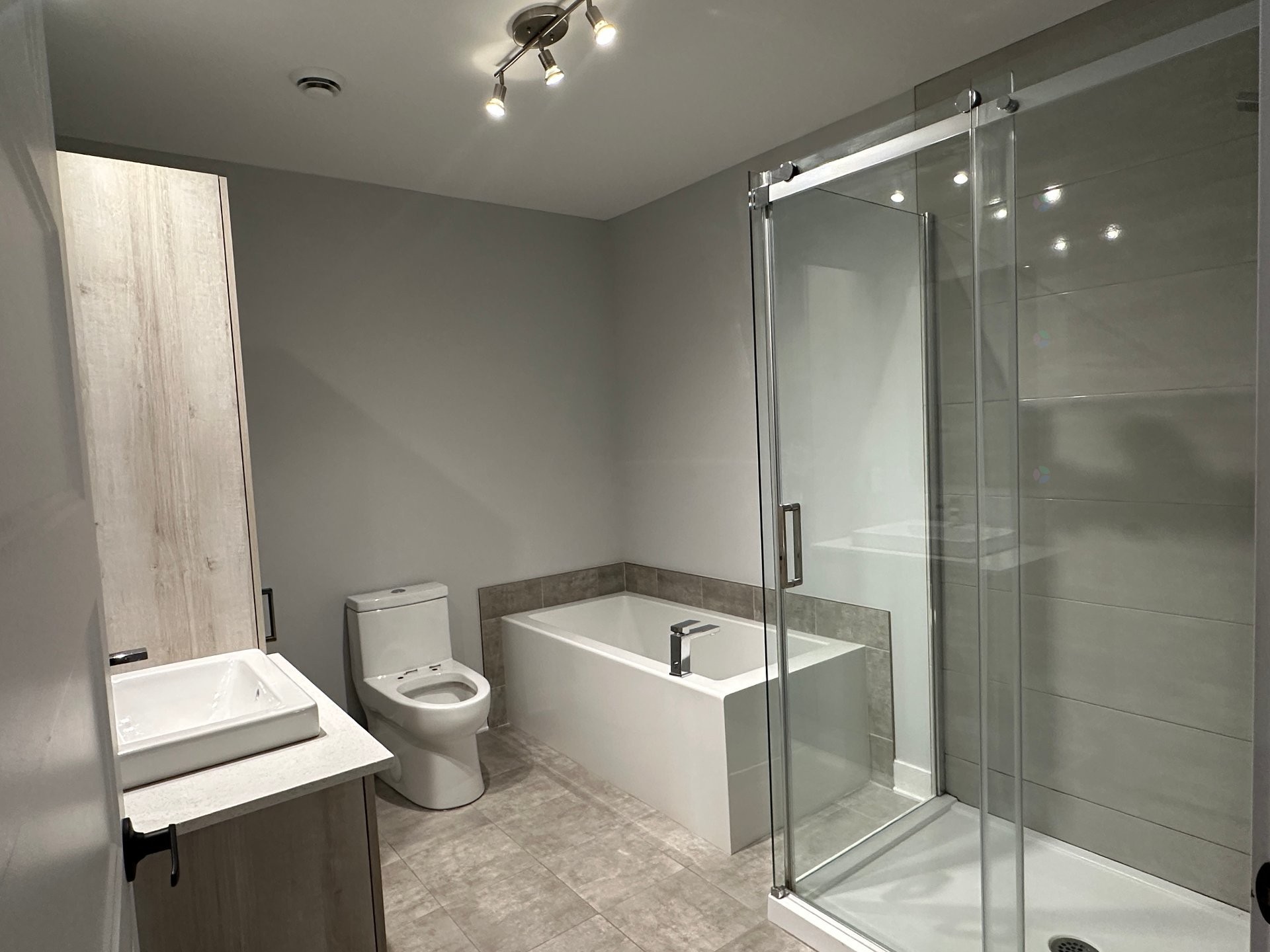 Salle de bains - 103-70 Rue Natura, Bromont, QC - Indoor Photo Showing Bathroom