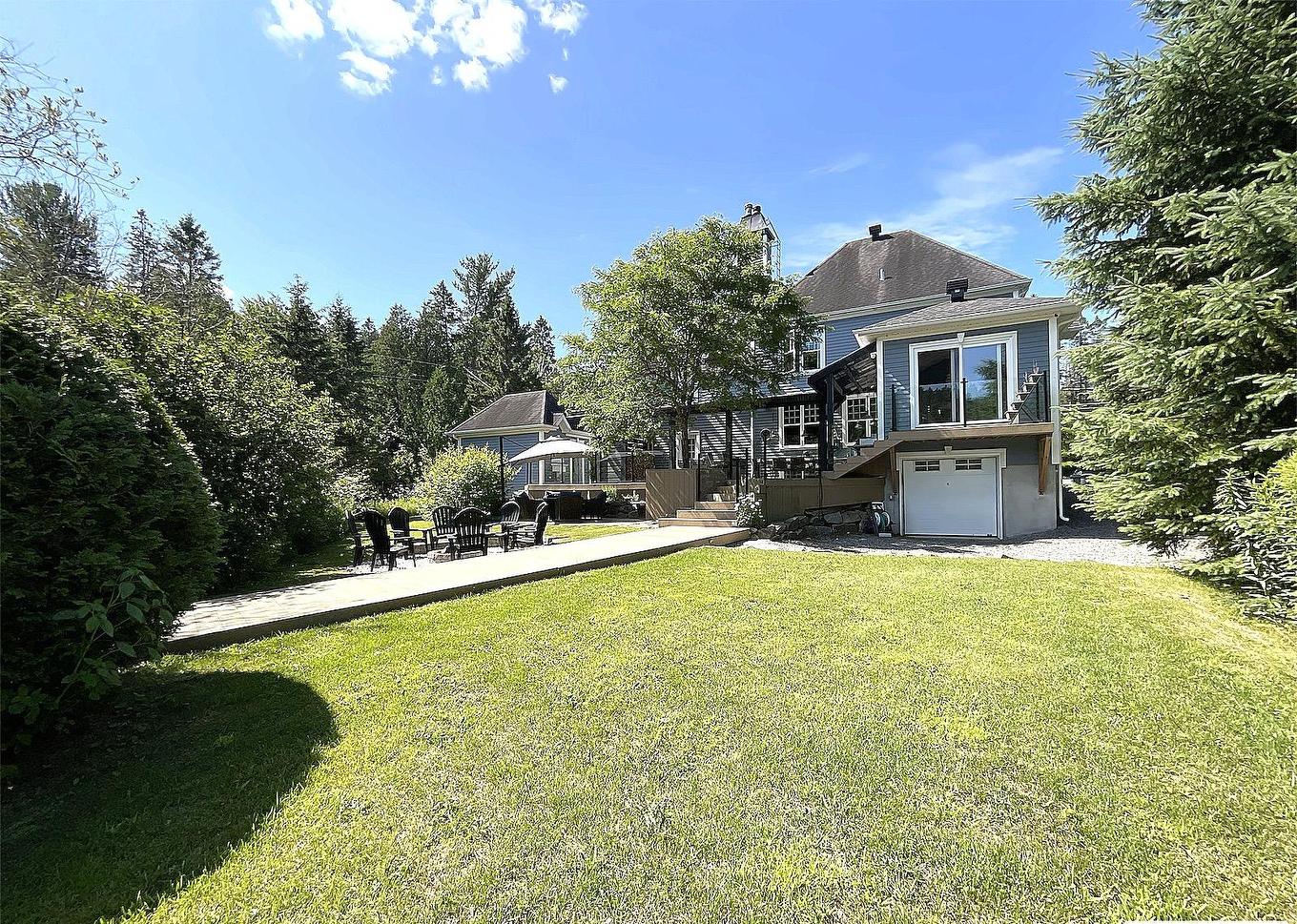 Backyard - 10 Rue De L'Aqueduc, Saint-Alphonse-Rodriguez, QC - Outdoor