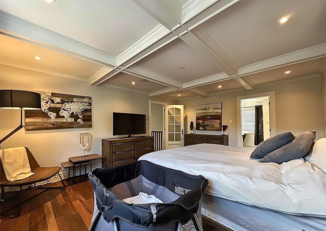 Primary bedroom - 10 Rue De L'Aqueduc, Saint-Alphonse-Rodriguez, QC - Indoor Photo Showing Bedroom