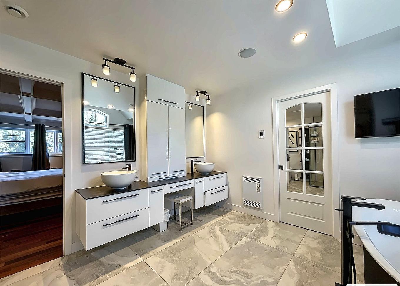 Ensuite bathroom - 10 Rue De L'Aqueduc, Saint-Alphonse-Rodriguez, QC - Indoor