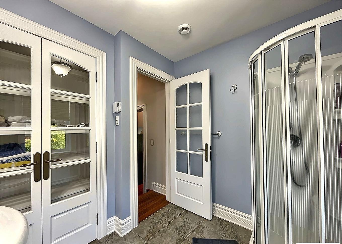 Bathroom - 10 Rue De L'Aqueduc, Saint-Alphonse-Rodriguez, QC - Indoor Photo Showing Other Room