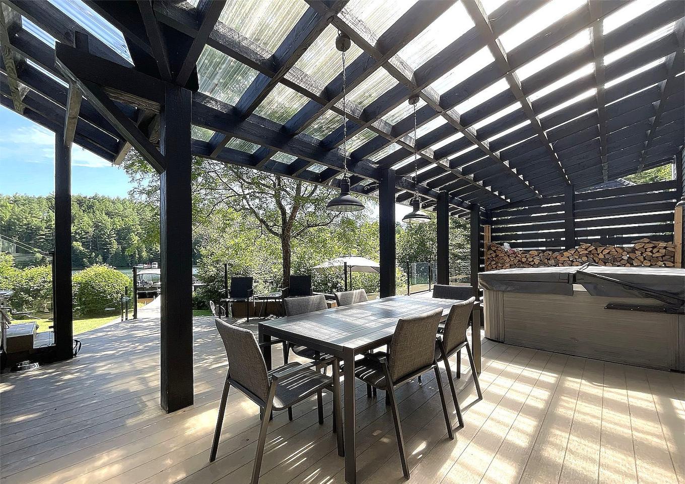 Patio - 10 Rue De L'Aqueduc, Saint-Alphonse-Rodriguez, QC - Outdoor With Deck Patio Veranda With Exterior