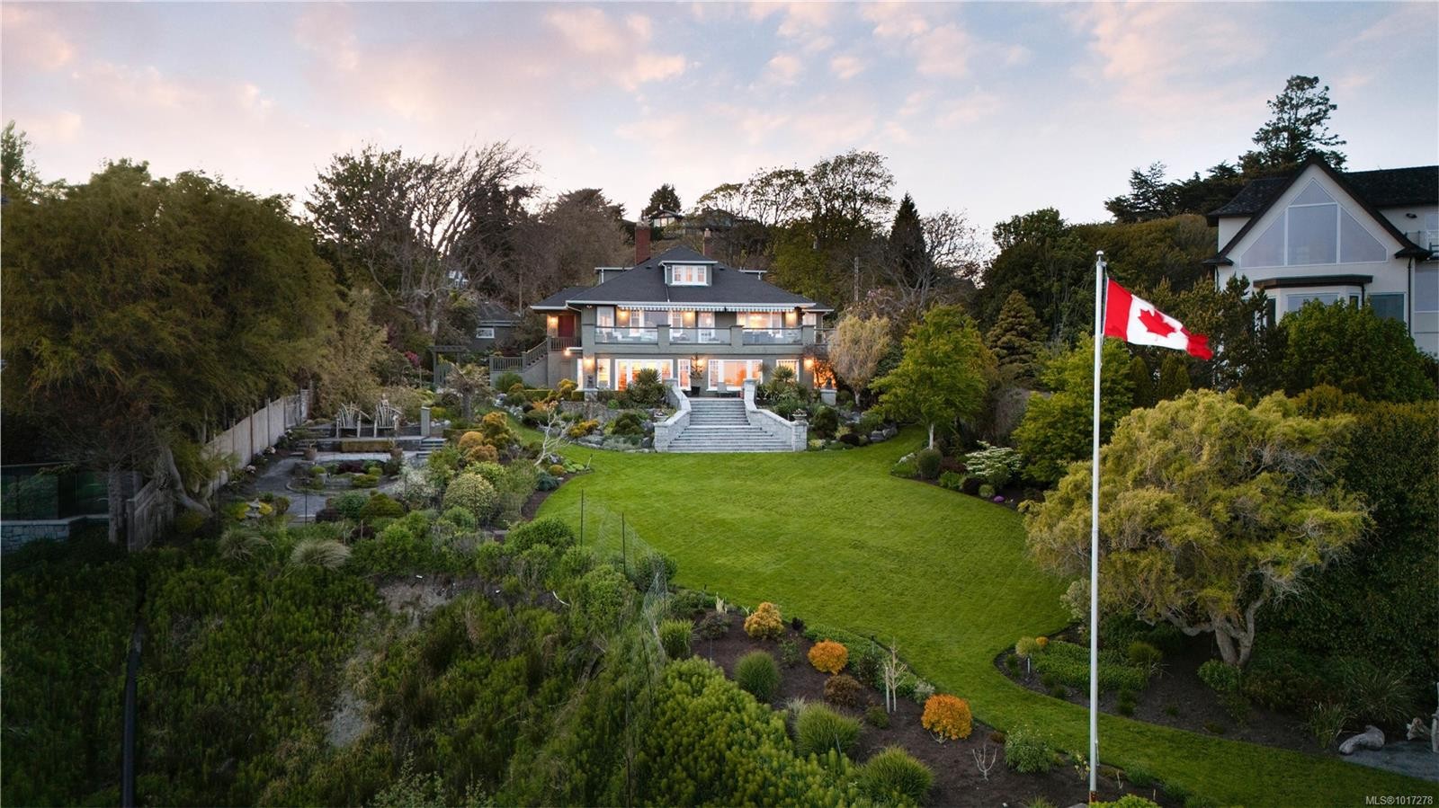 261 King George Terr, Oak Bay, BC