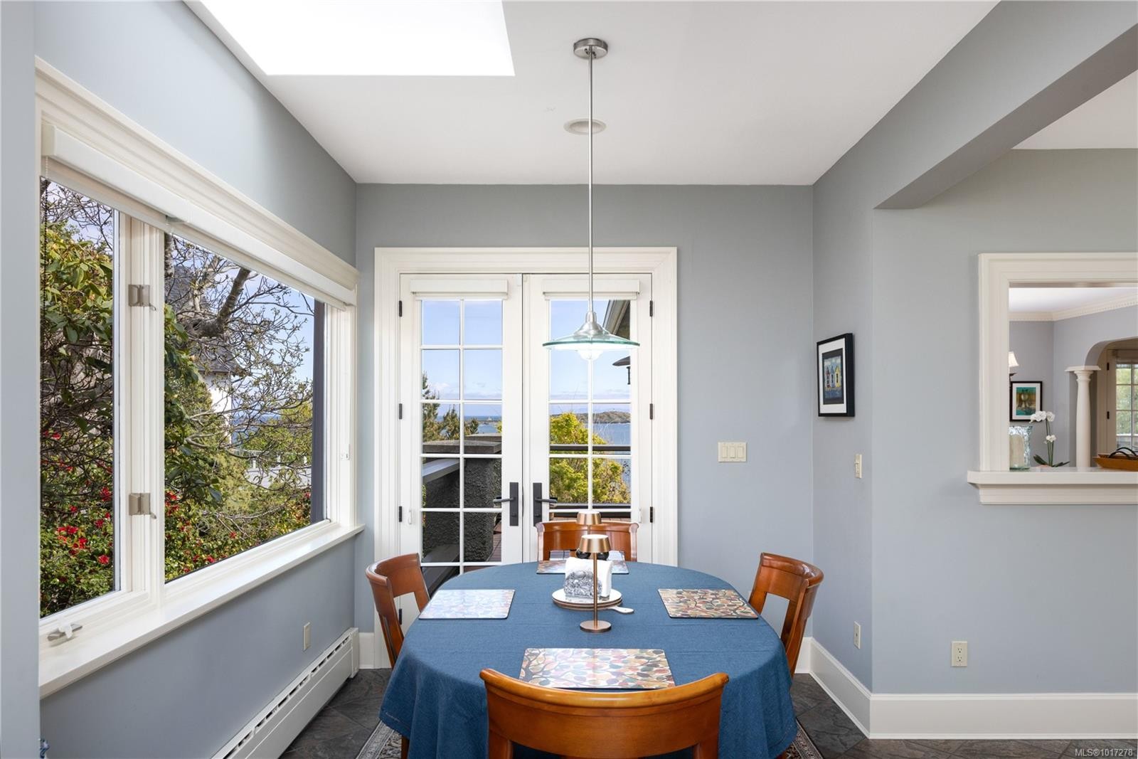 261 King George Terr, Oak Bay, BC