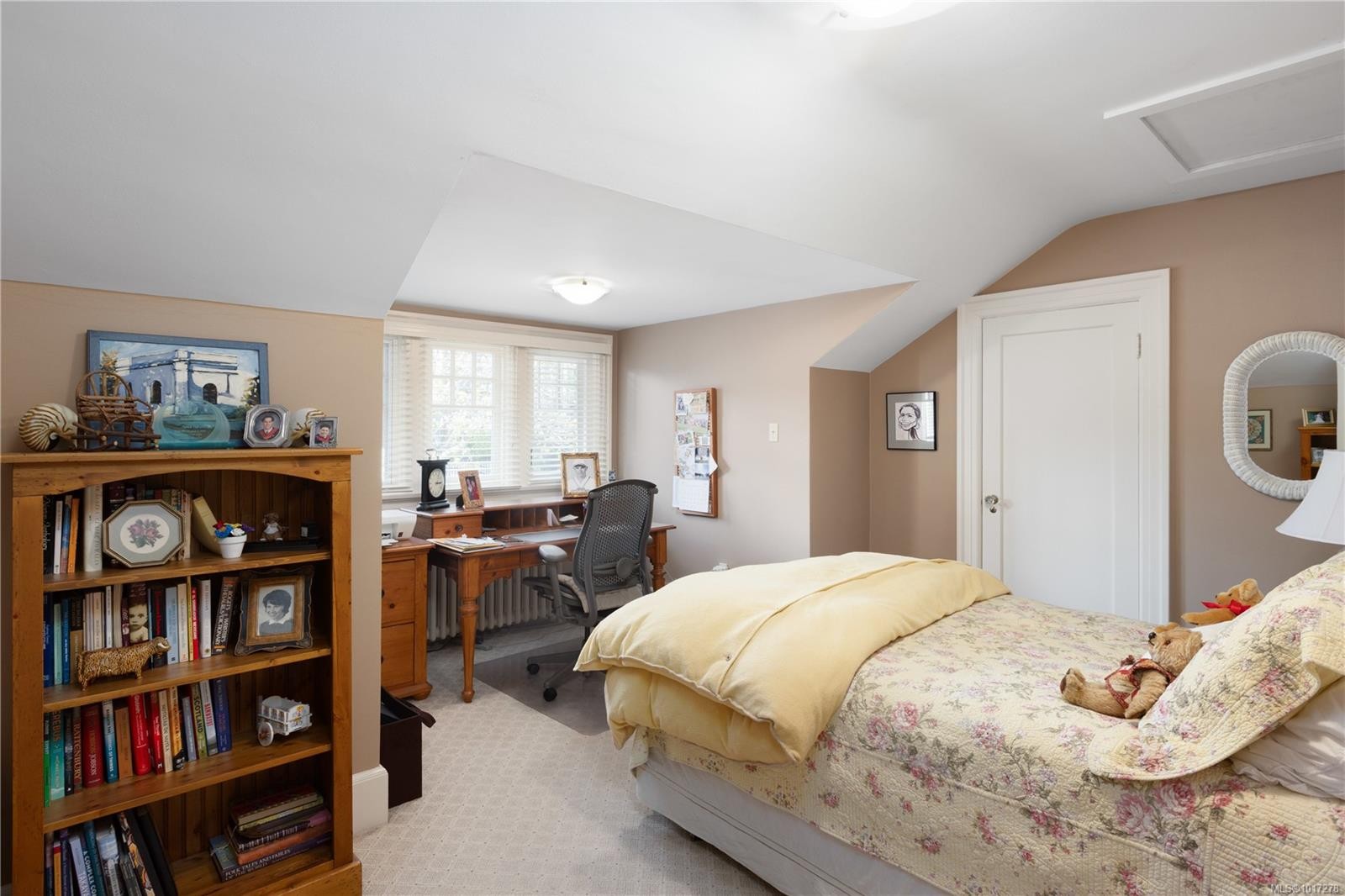 261 King George Terr, Oak Bay, BC