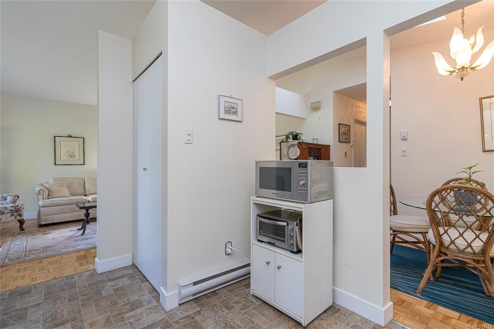 13-4140 Interurban Rd, Saanich, BC