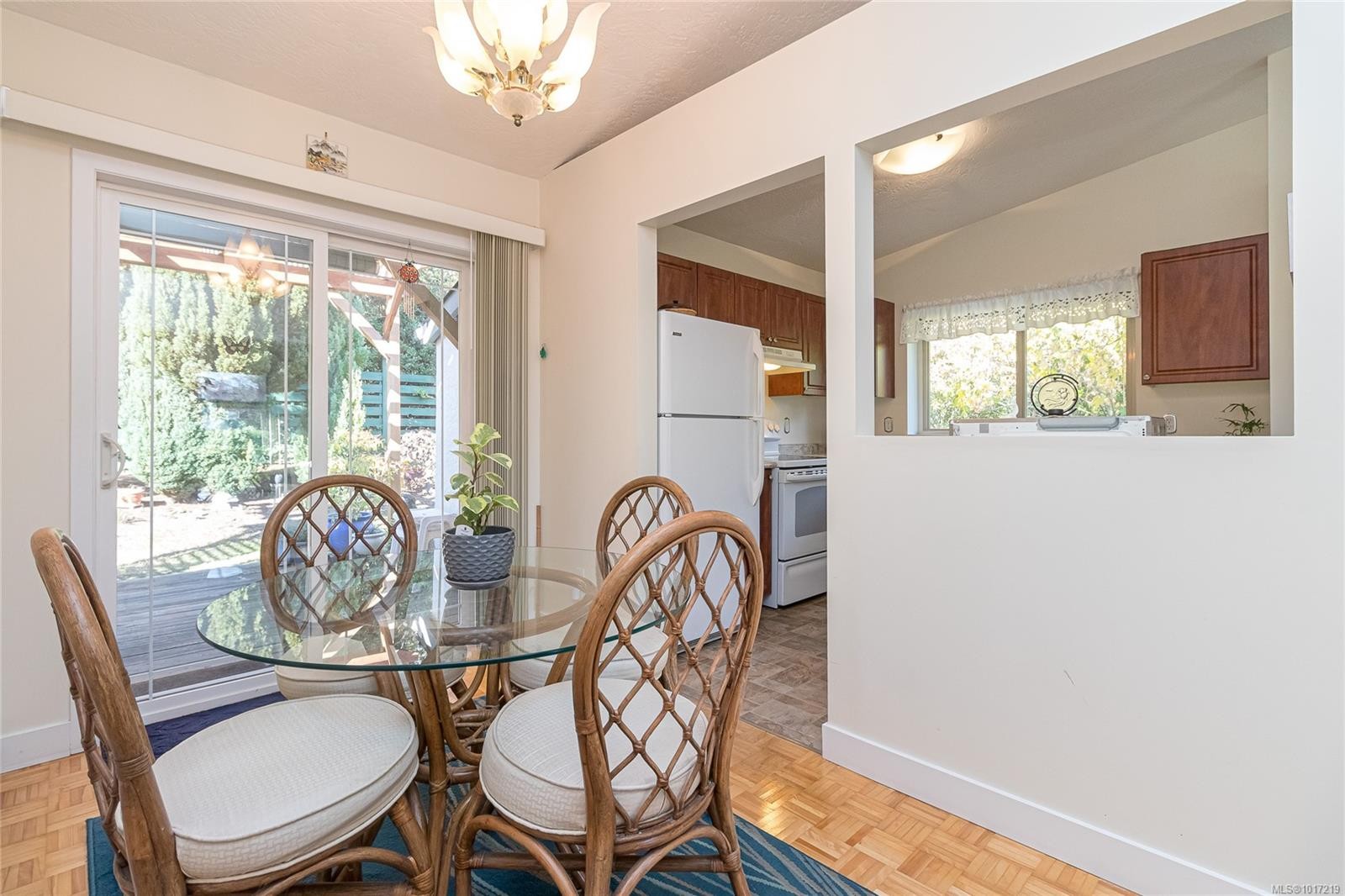 13-4140 Interurban Rd, Saanich, BC