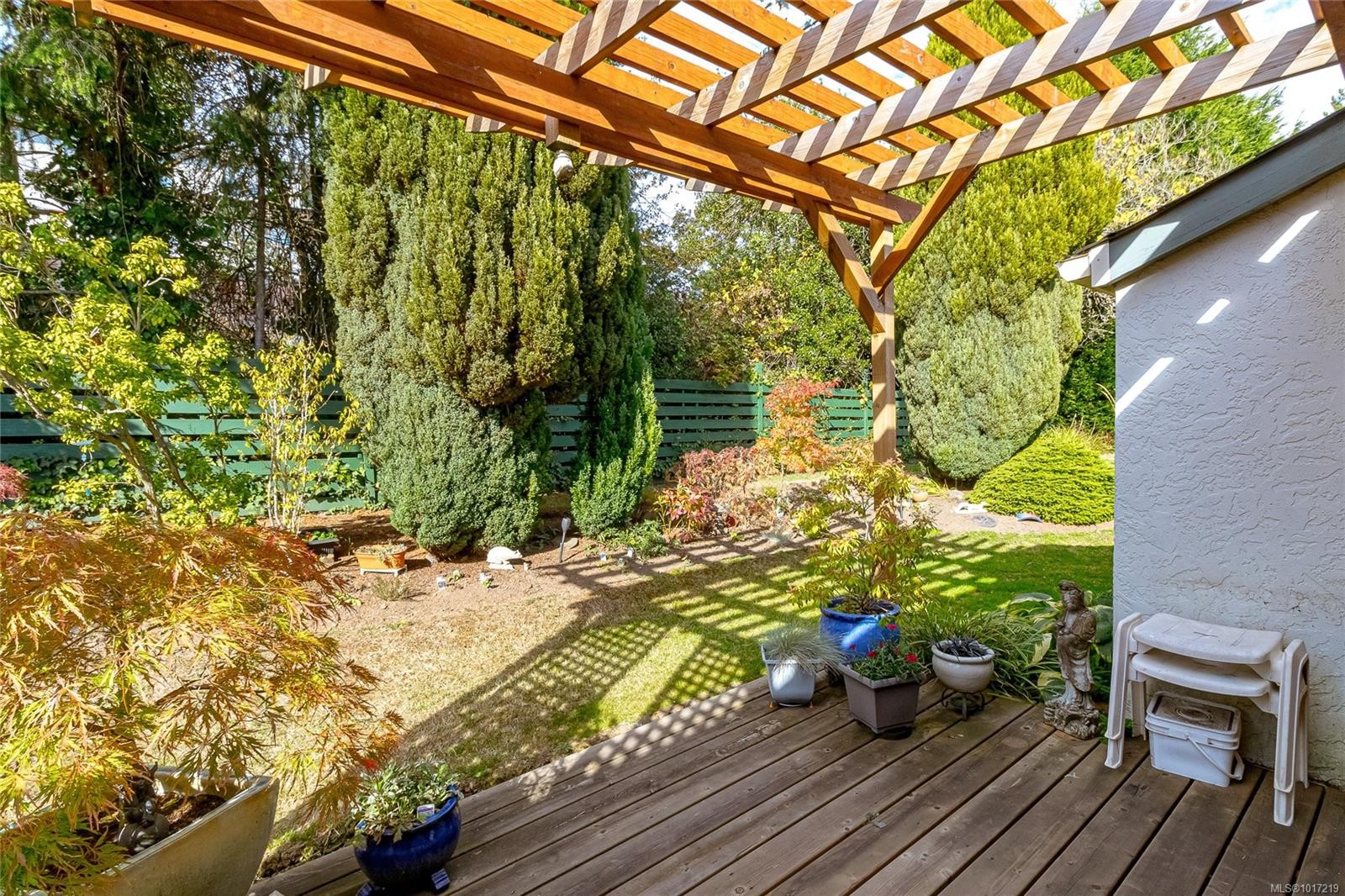 13-4140 Interurban Rd, Saanich, BC