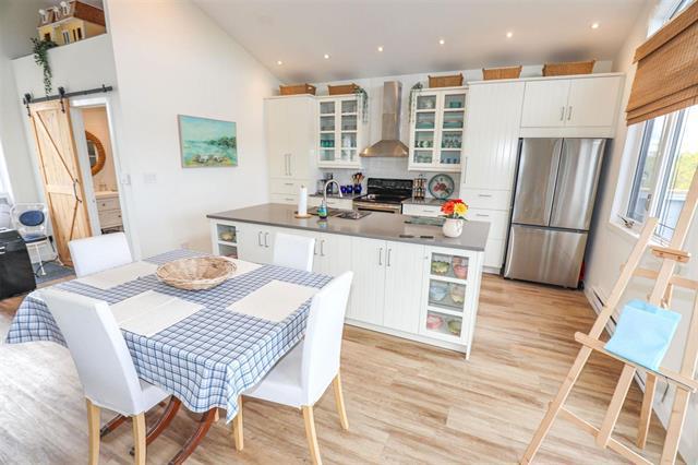 135 Victoria Dr, Hillside Beach, MB