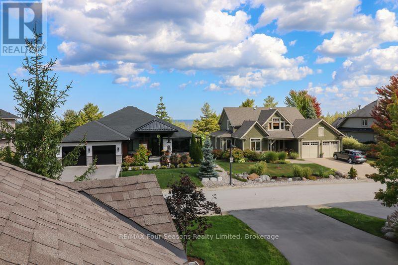 3 - 132 East Ridge Drive, Blue Mountains, ON - Outdoor With Facade