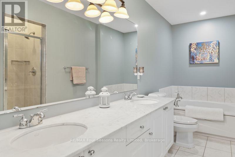 3 - 132 East Ridge Drive, Blue Mountains, ON - Indoor Photo Showing Bathroom