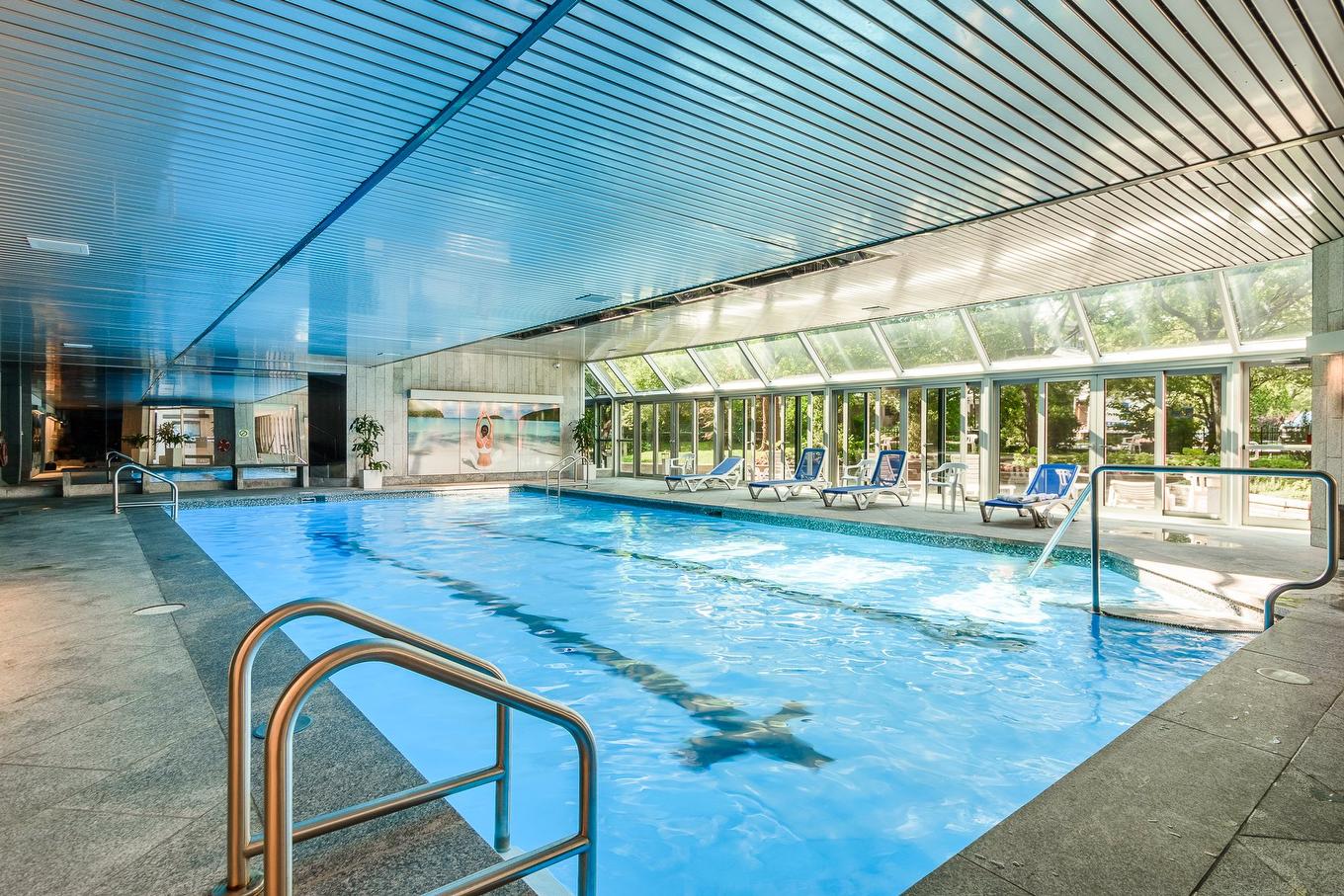 Pool - 109-30 Rue Berlioz, Montréal (Verdun/Île-Des-Soeurs), QC - Outdoor With In Ground Pool