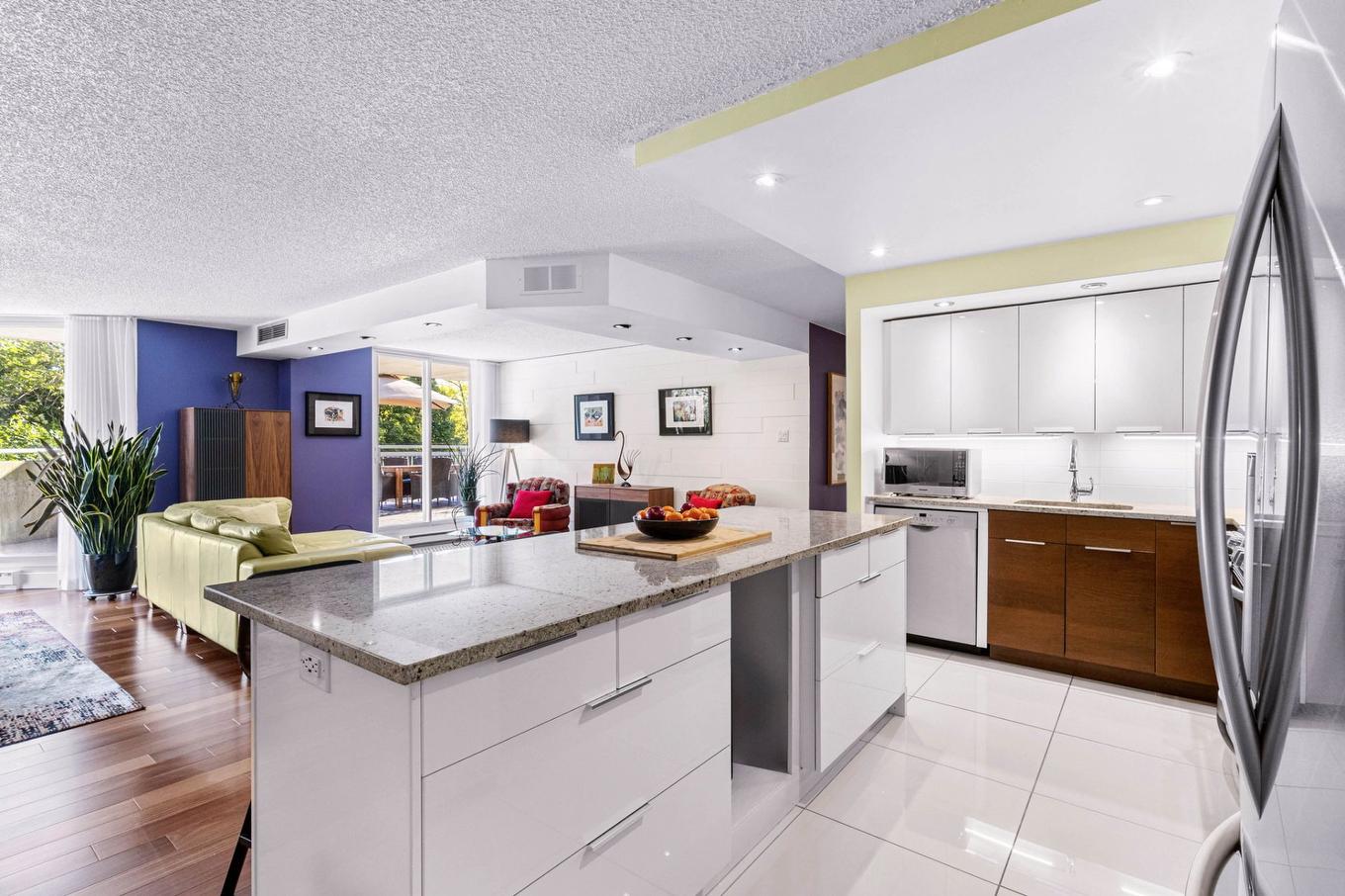 Kitchen - 109-30 Rue Berlioz, Montréal (Verdun/Île-Des-Soeurs), QC - Indoor Photo Showing Kitchen