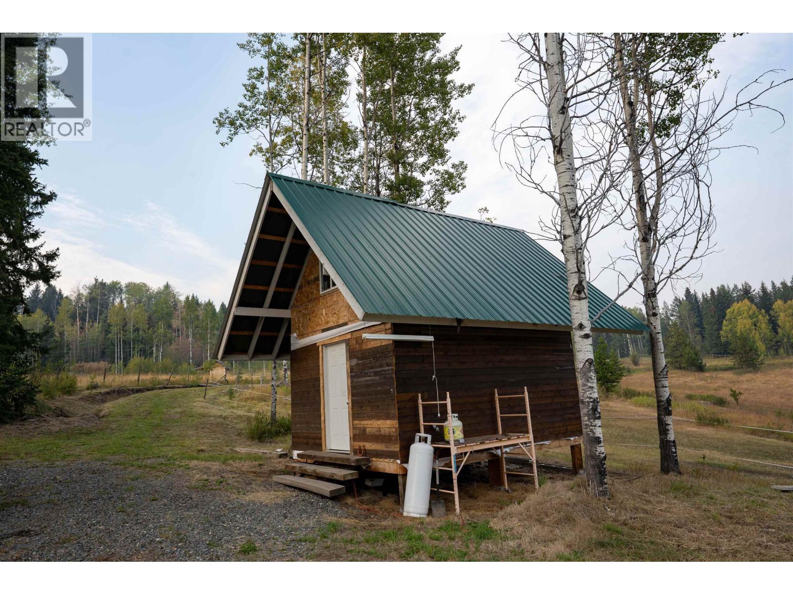 7470 Cariboo Chalet Road, Deka Lake / Sulphurous / Hathaway Lakes, BC