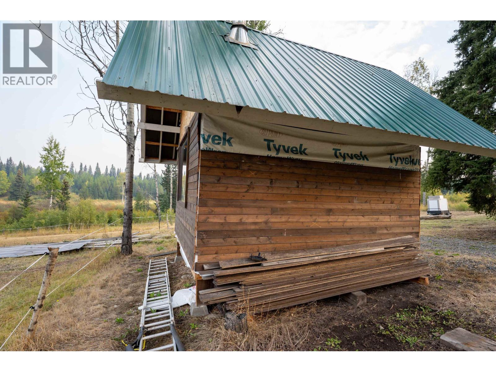 7470 Cariboo Chalet Road, Deka Lake / Sulphurous / Hathaway Lakes, BC