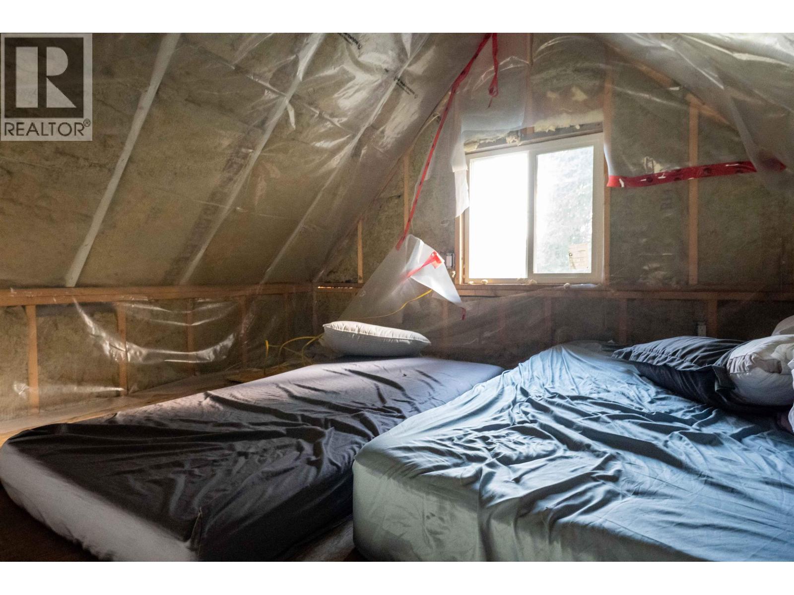 7470 Cariboo Chalet Road, Deka Lake / Sulphurous / Hathaway Lakes, BC