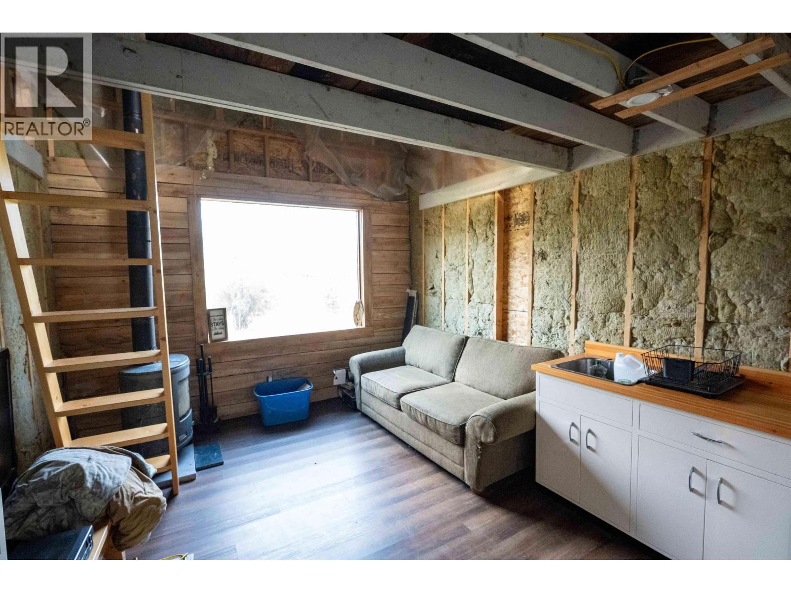 7470 Cariboo Chalet Road, Deka Lake / Sulphurous / Hathaway Lakes, BC