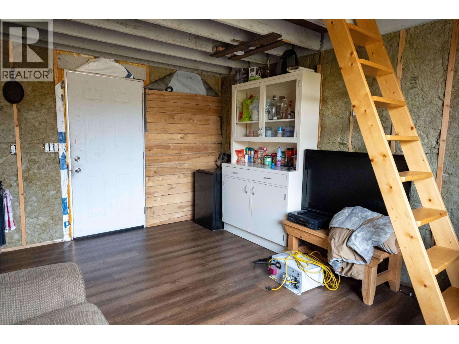 7470 Cariboo Chalet Road, Deka Lake / Sulphurous / Hathaway Lakes, BC