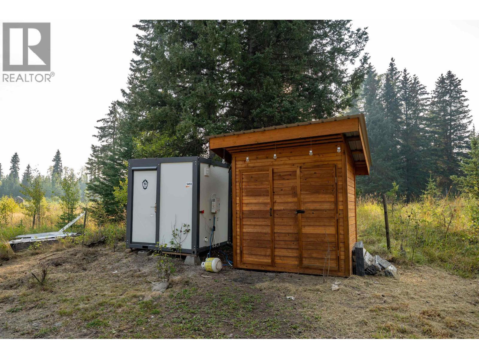 7470 Cariboo Chalet Road, Deka Lake / Sulphurous / Hathaway Lakes, BC