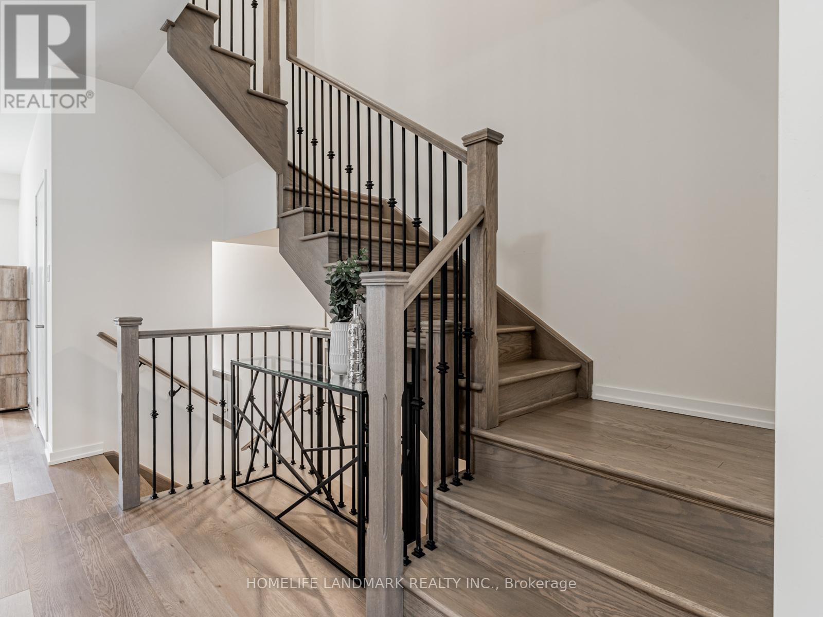 25 Origin Way, Vaughan, ON - Indoor Photo Showing Other Room