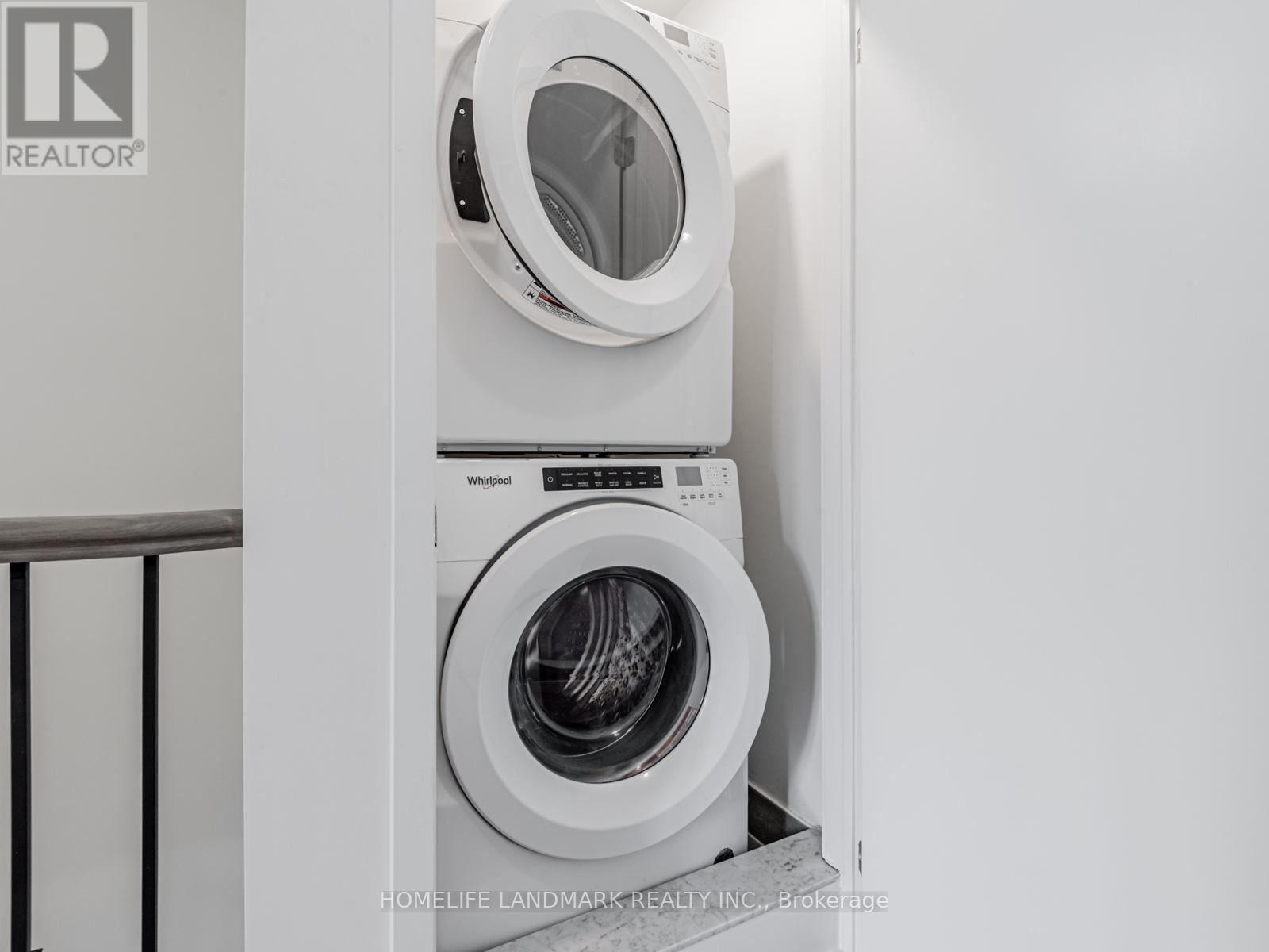 25 Origin Way, Vaughan, ON - Indoor Photo Showing Laundry Room
