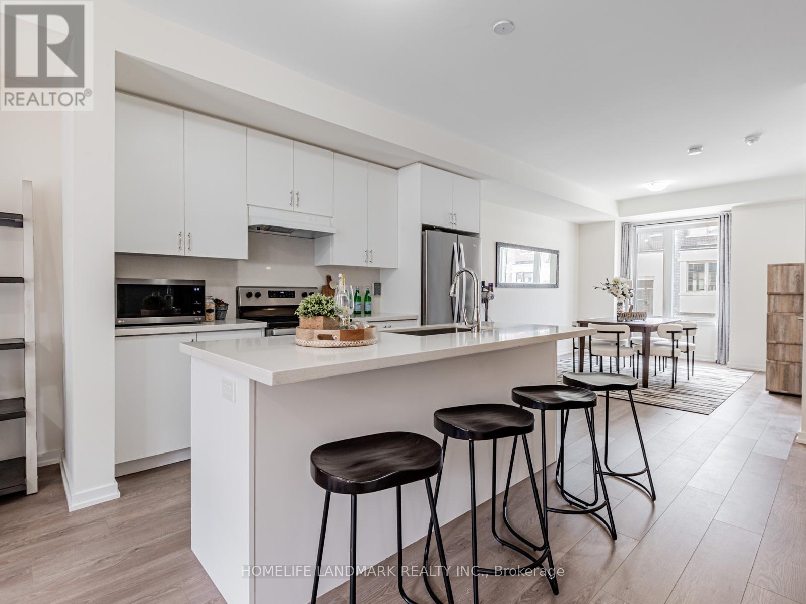 25 Origin Way, Vaughan, ON - Indoor Photo Showing Kitchen