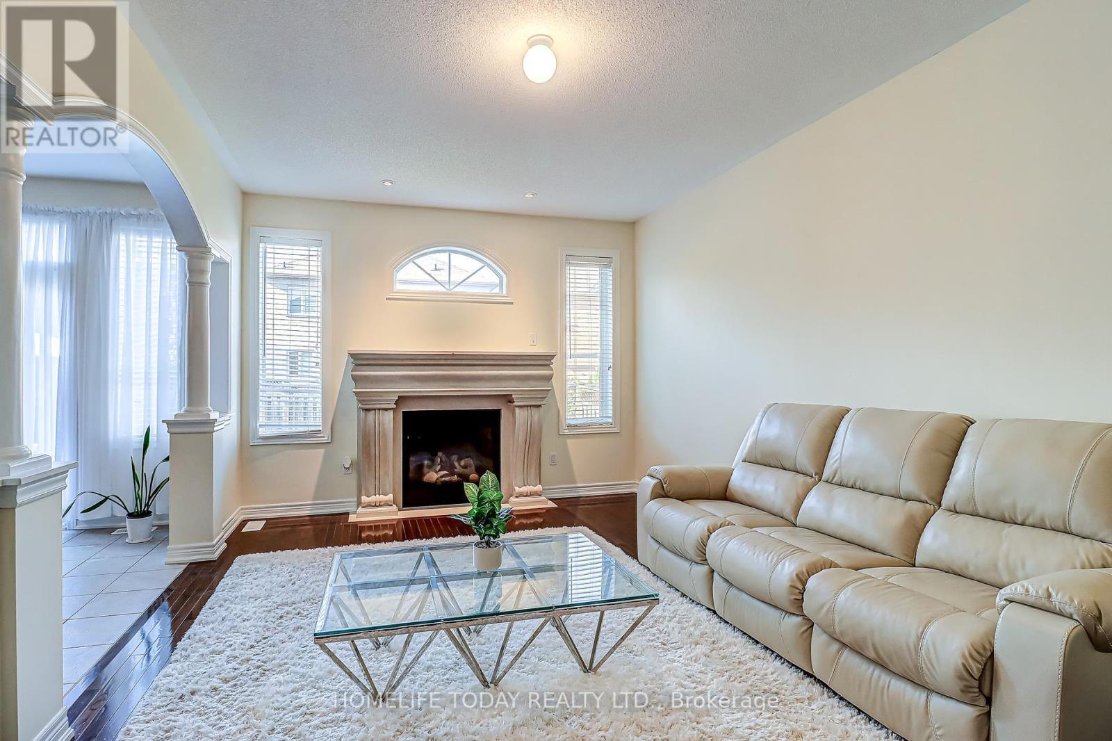 200 Ivy Glen Drive, Vaughan, ON - Indoor Photo Showing Living Room With Fireplace