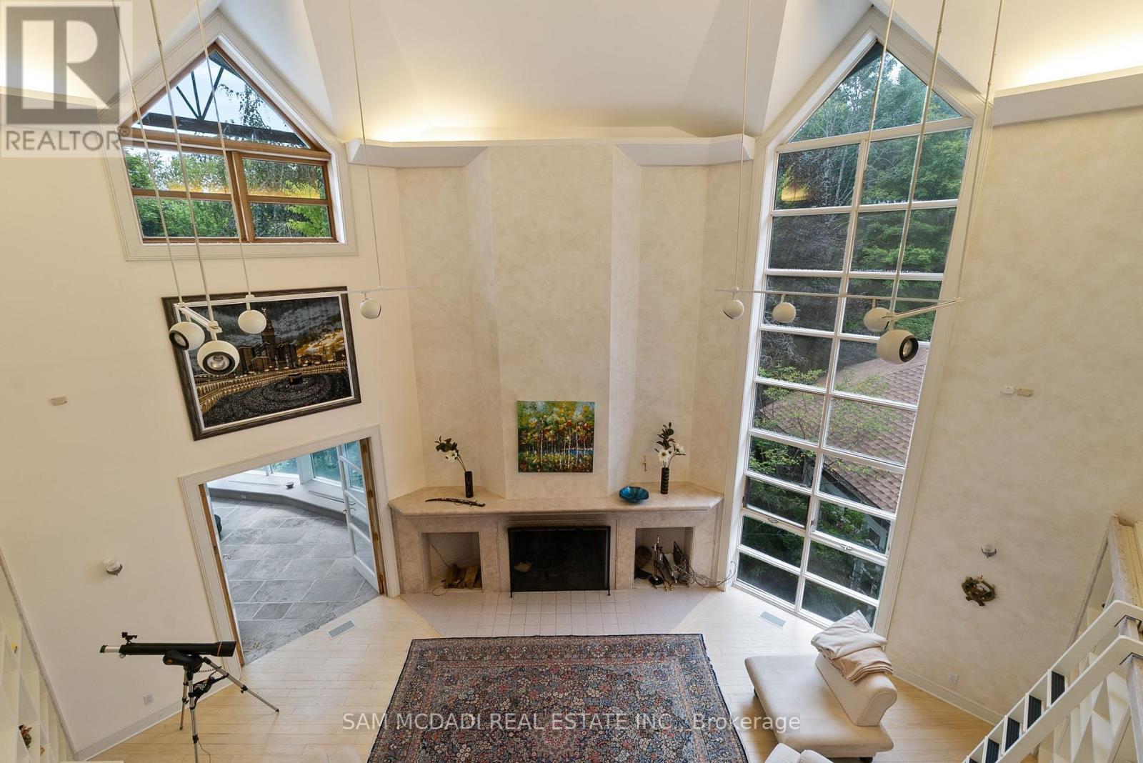 9 Flaherty Lane, Caledon, ON - Indoor Photo Showing Other Room