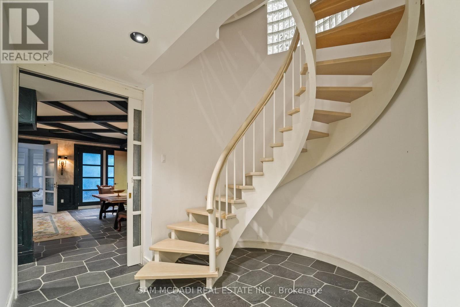 9 Flaherty Lane, Caledon, ON - Indoor Photo Showing Other Room