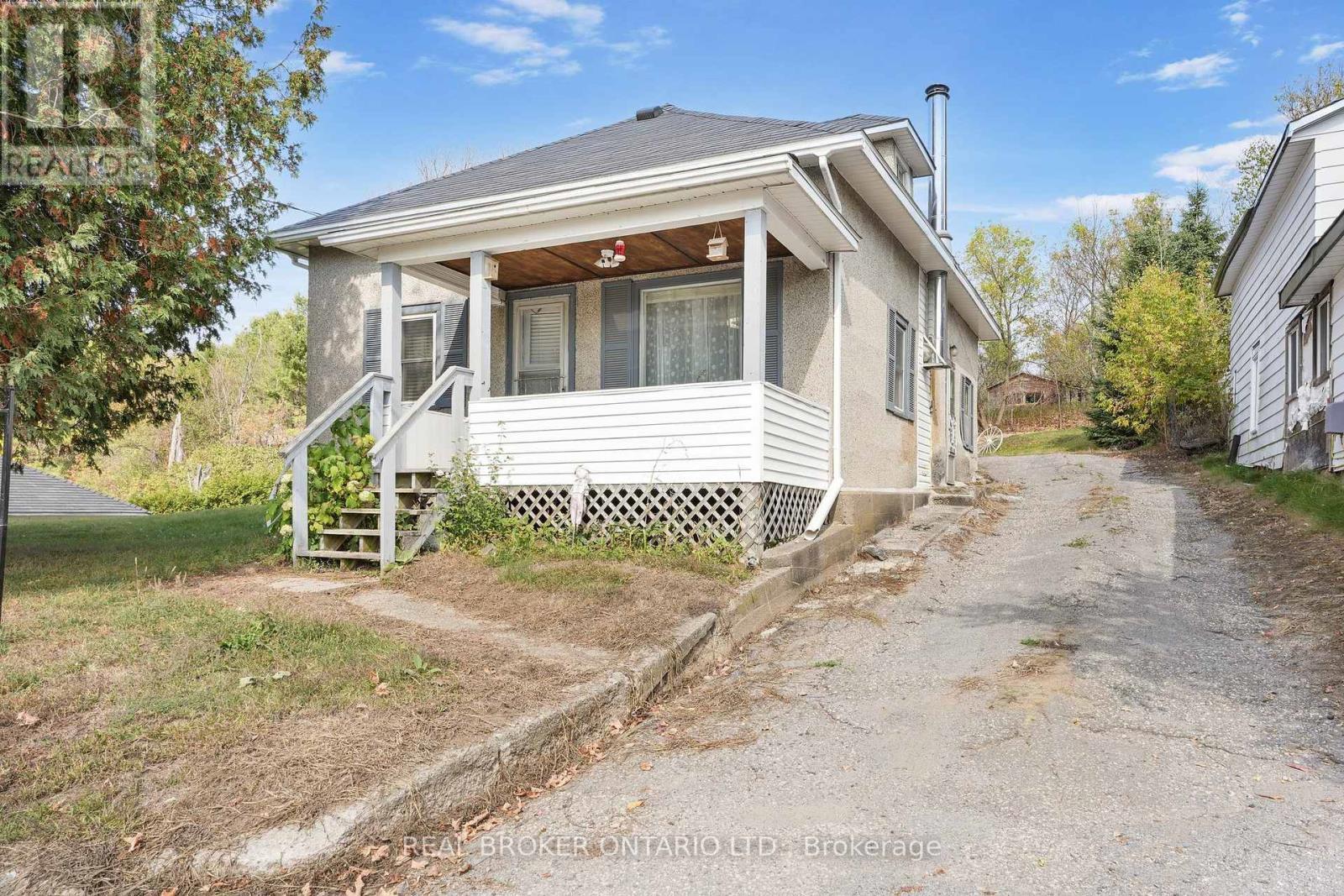 79 & 85 Bridge Street, Addington Highlands, ON - Outdoor