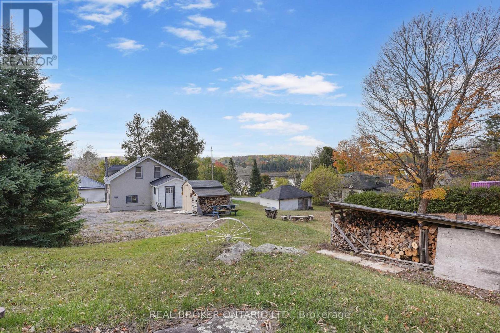 79 & 85 Bridge Street, Addington Highlands, ON - Outdoor